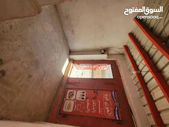 محل لليجار في صنعاء مديريه معين