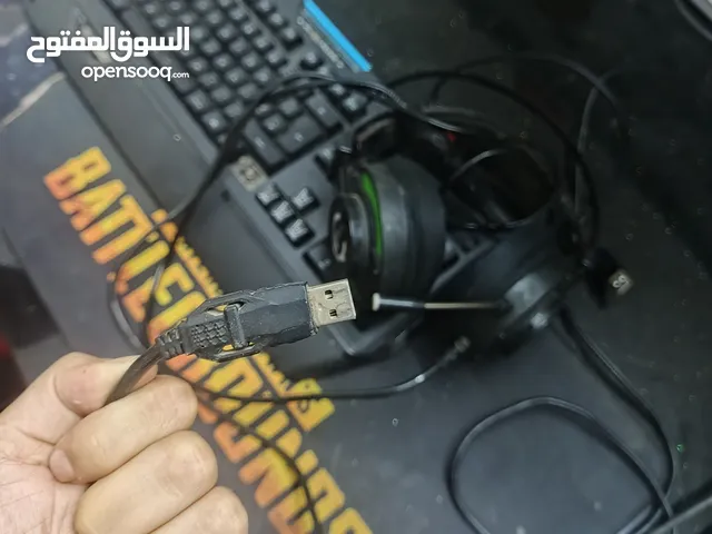 كرسي كيمنك و ماوس لوجتك و كيبورد لوجتك و سماعة نوعية ممتازة