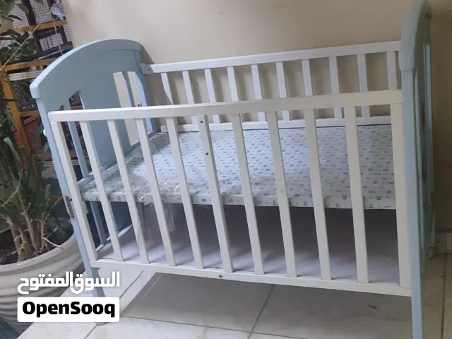 سرير للبيع (الشاري يتفضل وفاله الطيب بالتخفيض)