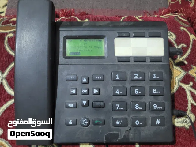 اريد مودم فورجي  نفس الذي في الصوره  الي معه يتواصل