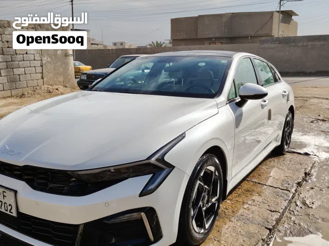2024 كيا K5 Standard