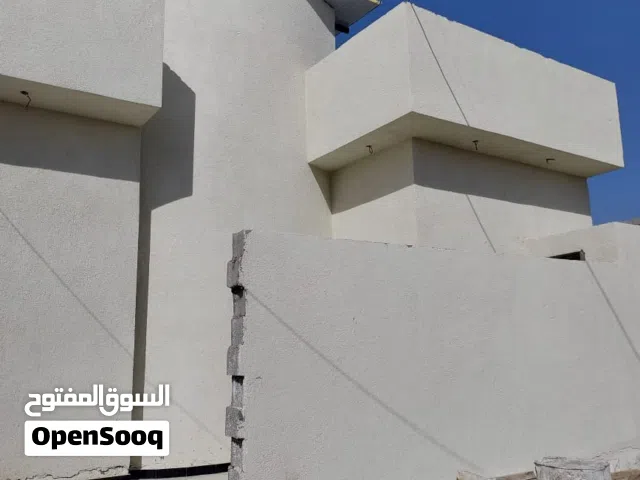 بيت طابقين بناء حديث واجهة 10م ونزال10م الجزيرة شارع الامام زين العابدين قرب جامع الامام علي الهادي