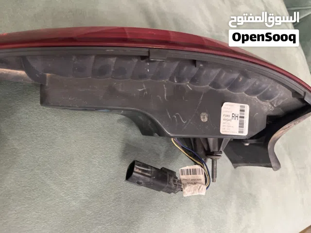 للبيع ضو خلفي يمين فورد أصلي RH – حالة ممتازة – وكالة
