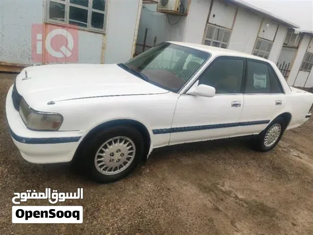 1989 تويوتا كراون Crown