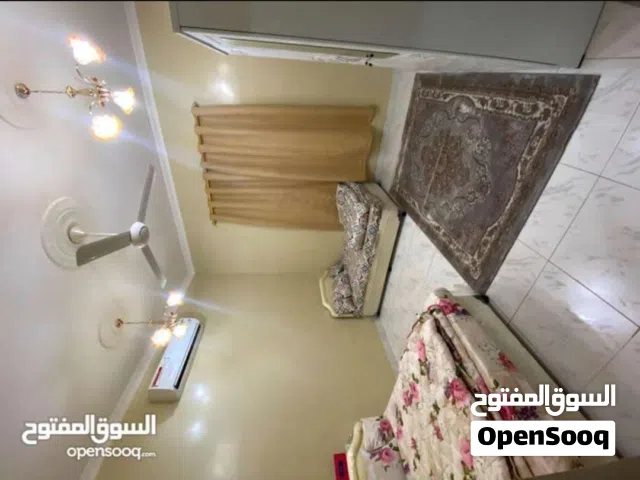 120 m2 3 Bedrooms Apartments for Rent in Al Sharqiya Sur