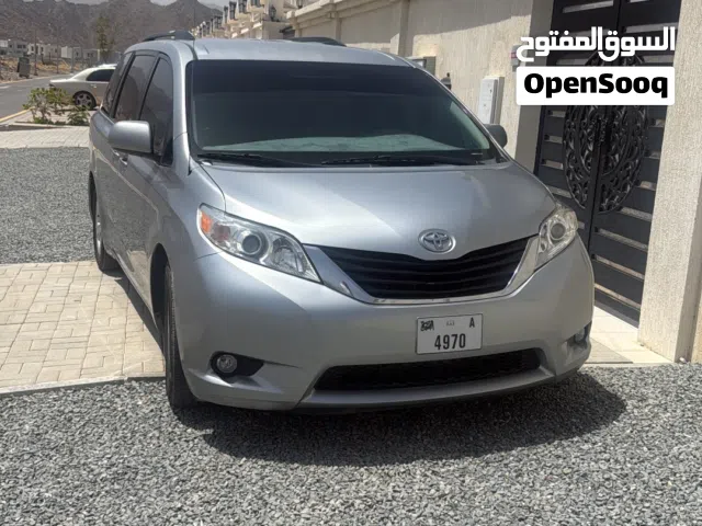 2012 Toyota Sienna LE