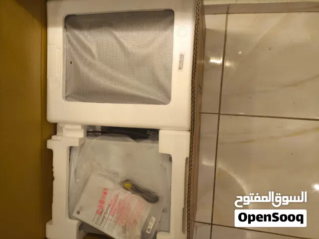 LGبمواصفات :LHD657  الميزات الرئيسية DVD HTS 5,1 قنوات توصيل بلوتوث تسجيل مباشر USB رفع مستوى 1080 ب