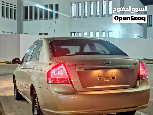 Used Kia Spectra in Brega