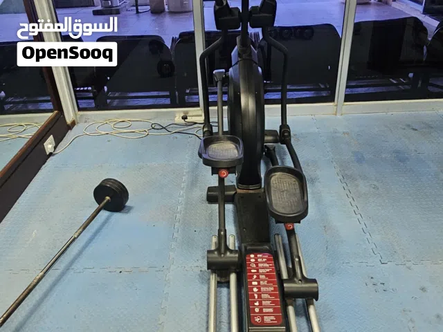 صاله رياضيه كامله