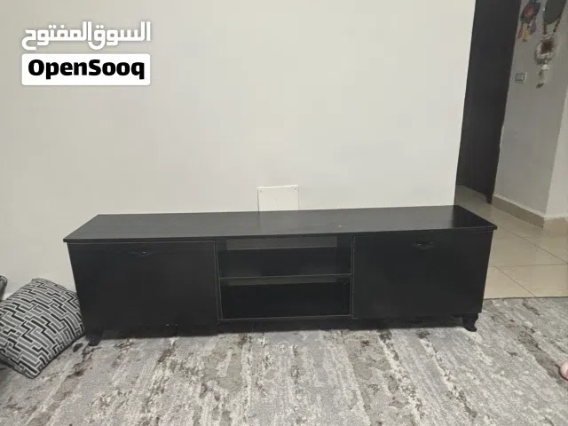 طاولة معيشة نص ، طاولة تلفزيون