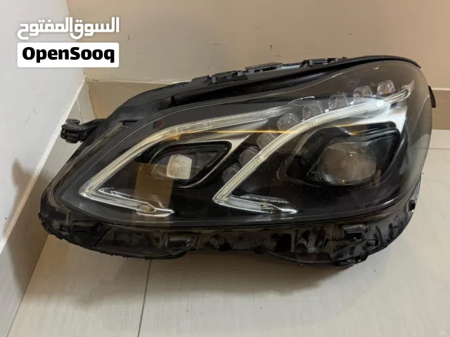 ليت امامي مرسيدس اي كلاس w212