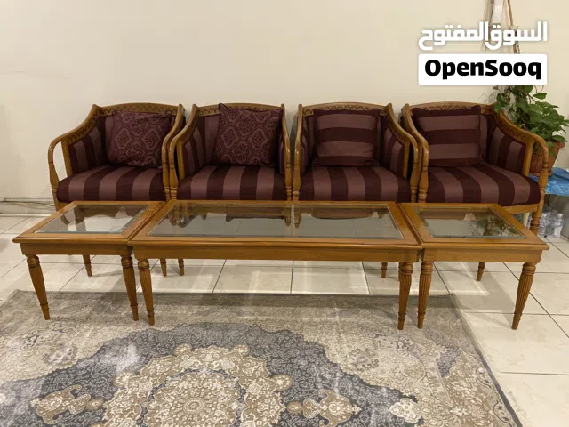 للبيع طقم كنب كلاسيكي كامل - خشب زان ثقيل بحالة ممتازة