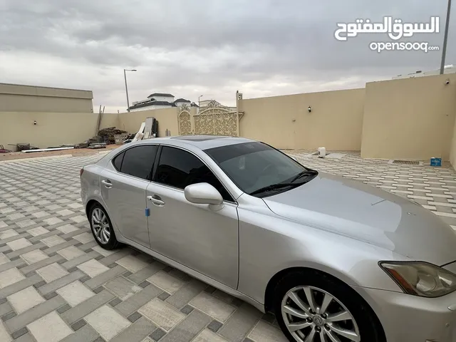 Lexus is 250 / 2006 - 16000 aed