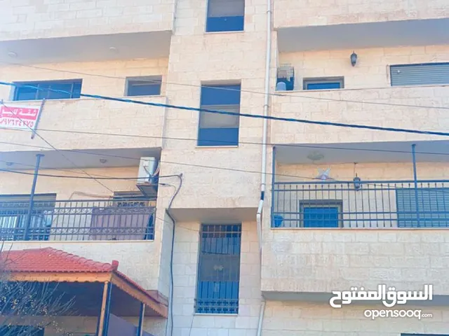 135 m2 3 Bedrooms Apartments for Sale in Zarqa Iskan Al Batrawi