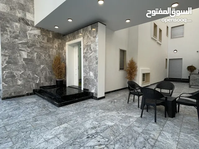700m2 More than 6 bedrooms Villa for Sale in Tripoli Ain Zara