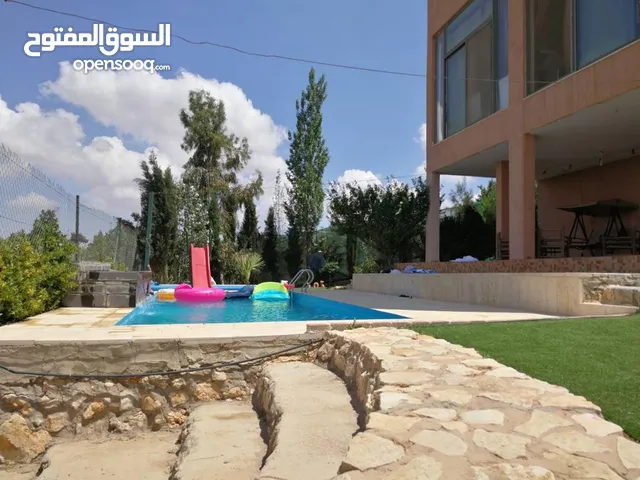 450m2 5 Bedrooms Villa for Sale in Jerash Soof