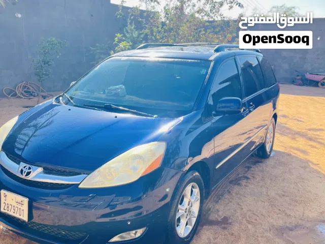 Used Toyota Sienna in Benghazi