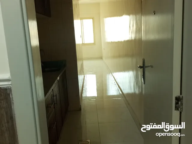 65 m2 Studio Apartments for Rent in Ajman Al Rawda