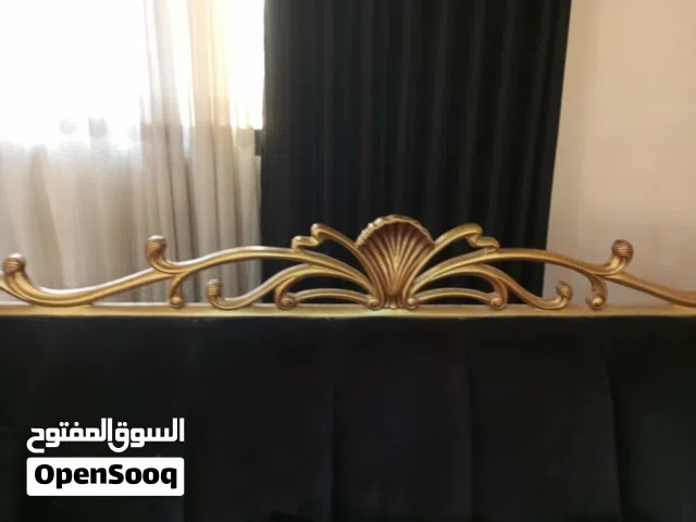 كنب هولو طبي فخم تفصيل اسباني ثقيل مش تجاري