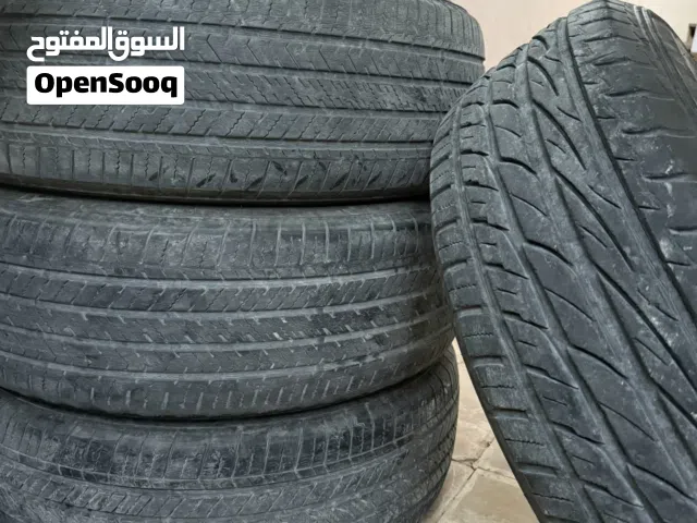 إطارات بريدجستون 235/65/18 مستعمل للبيع بحالة جيدة  Bridegistone tires for sale