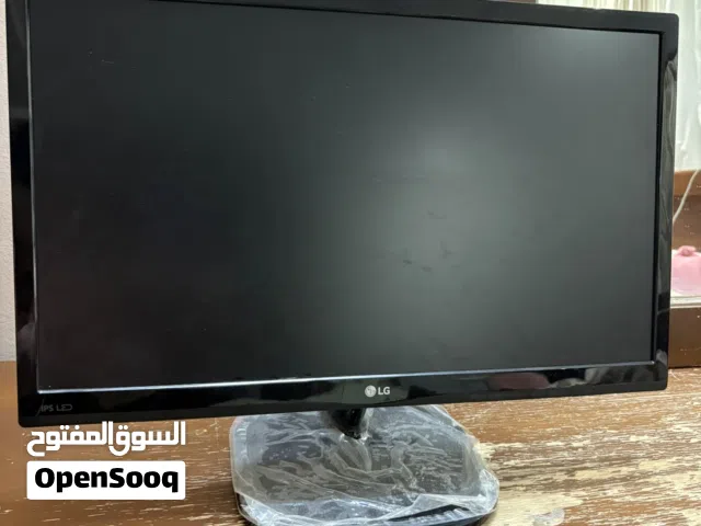 22" LG monitors for sale  in Jeddah