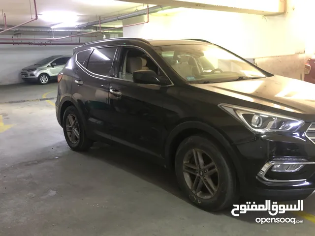 للبيع سيارة وارد امريكي هيونداي سانتافيه 2017