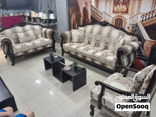 طقم كنب خشب زان واسفنج دانلوب 6 كراسي  ثلاثيه +ثنائيه + مفرده تفصيل من اقل من سنه بسعر حرق