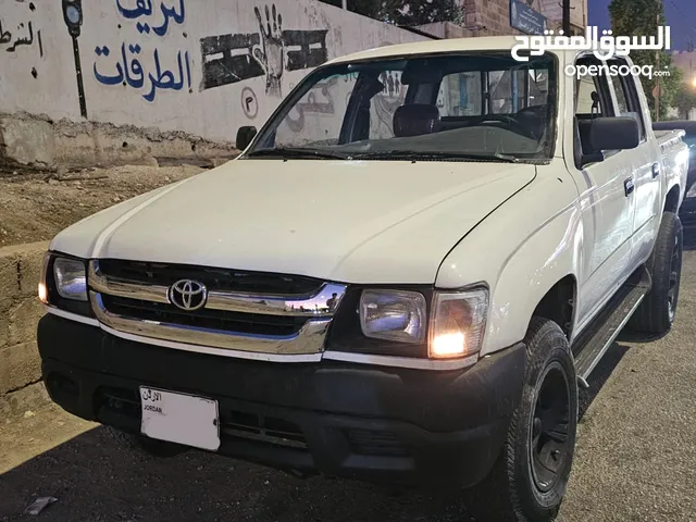 Used Toyota Hilux in Amman