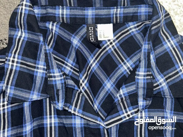 2 shirts from H&M divided for (5DHS) not 20