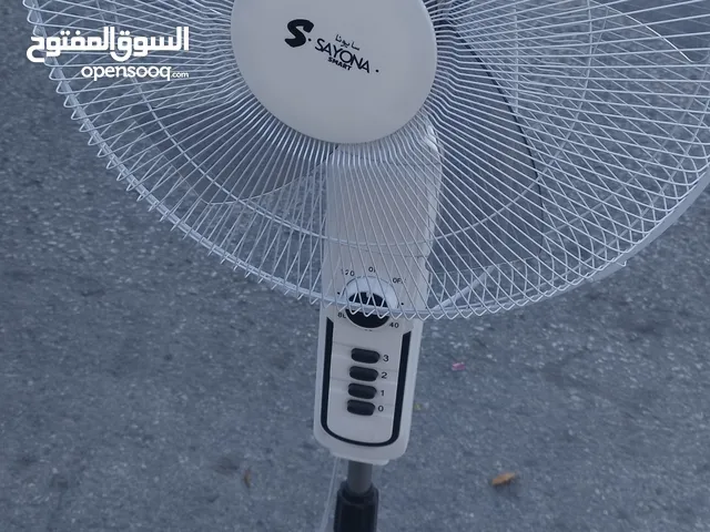 Fans for sale in Jerash