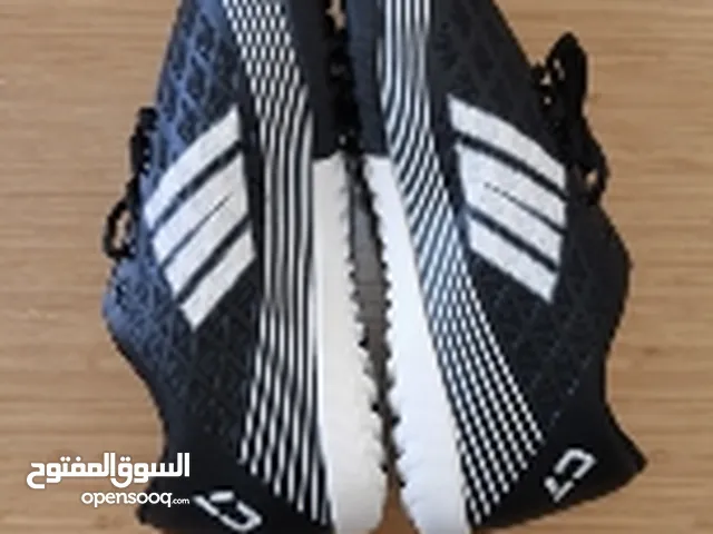 43 Sport Shoes in Misrata