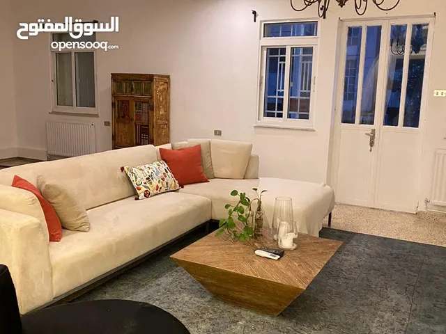 140 m2 2 Bedrooms Apartments for Rent in Amman Jabal Al-Lweibdeh