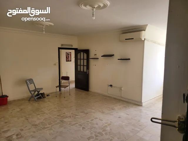 145 m2 2 Bedrooms Apartments for Rent in Amman Al Rawnaq