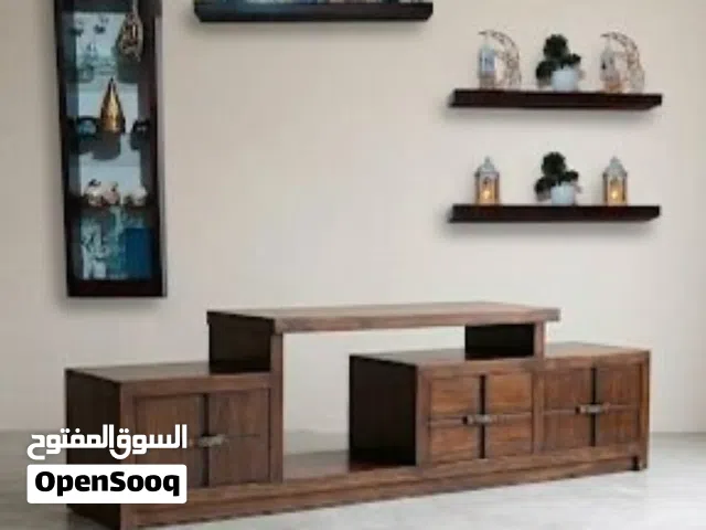طاوله LCD لون بني للبيع