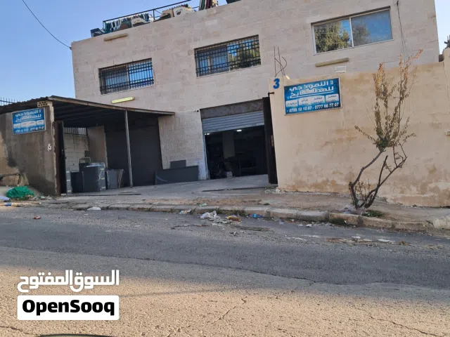 طابق اول صناعات خفيفة 300م تبعد 500 متر ان جسر ابو علندا منطقة هناجر