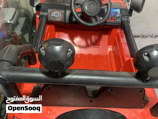 سيارة أطفال جيب