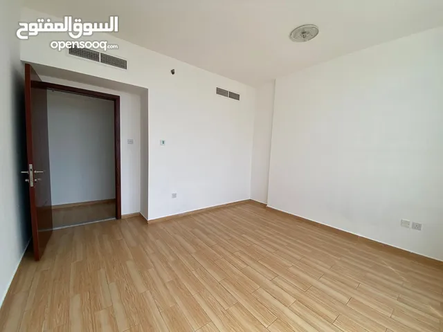 1850ft 2 Bedrooms Apartments for Rent in Sharjah Al Majaz