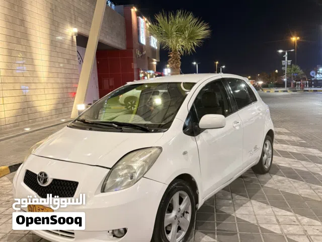 Toyota yaris 2008 hatchback full automatic