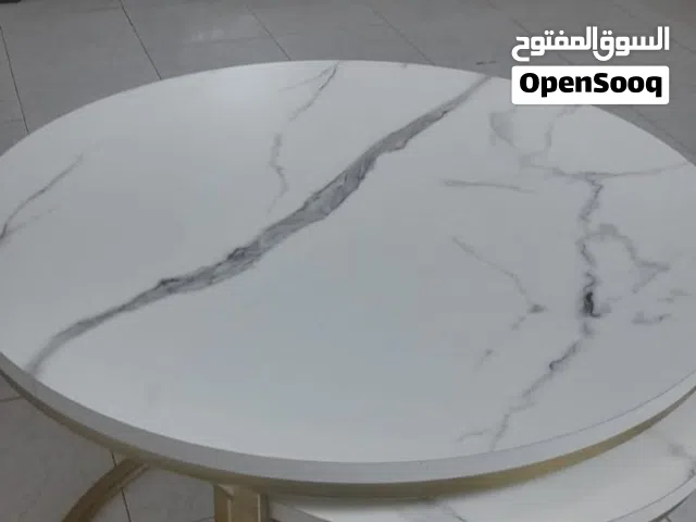 طاولات للبيع