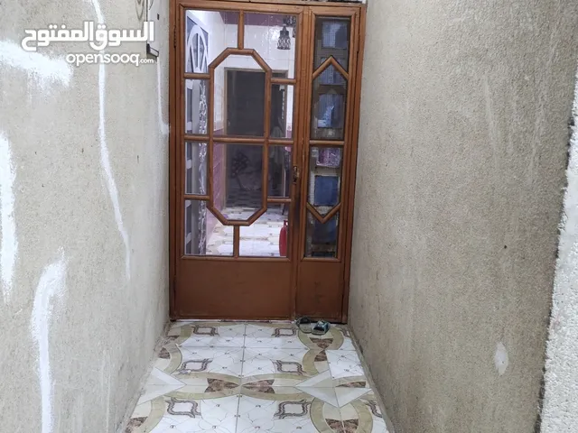 118 m2 2 Bedrooms Townhouse for Sale in Basra Qibla