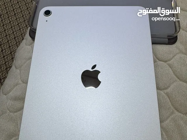 ايباد ابل ipad 10 للبيع كلشش مستعجلل وعوزت الايباد استخدام اقل شهر لا اكثر