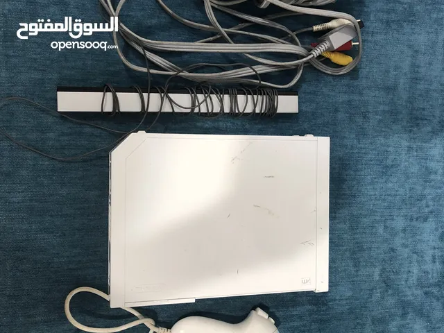 نينتندو وي مستعمل مع كامل اغراضه كلهم شغالين بس من دون العاب بسعر مناسب قابل للمساوم الموقع في الوصف