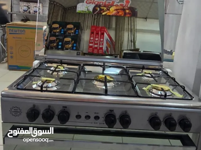 غاز مع فرن 5 عيون نوع نيو جامبو 90 سم ستانلس الفرن بشعل فوق تحت مع بعض روس نحاس جديد