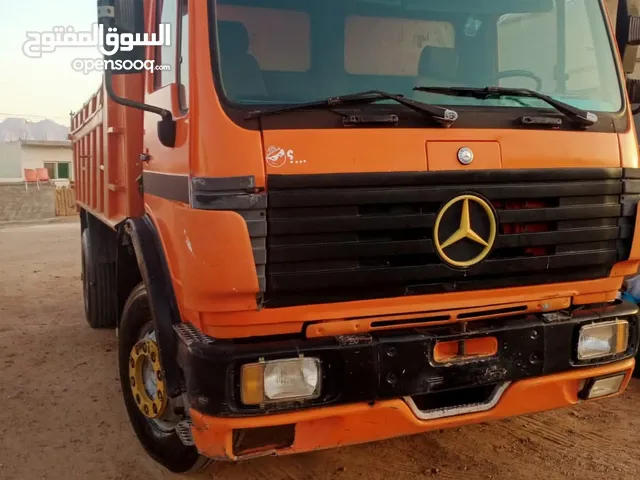 للبيع او البدل على قلاب احدث 10متر
