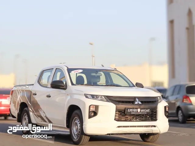 Mitsubishi L200 2.4 L diesel 2021 GCC accident-free in excellent condition, 786 P.M