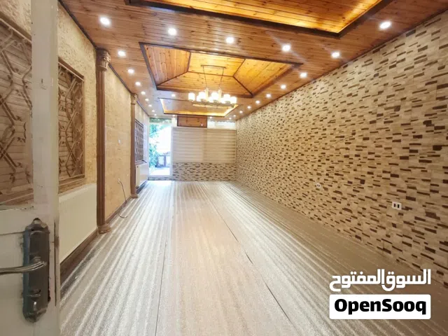 شقة فارغة - دير غبار - 3نوم - ارضية - ترس - قرب الخدمات العامة