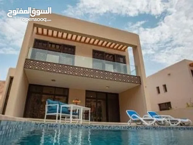 LUXURIOUS AND SPACIOIUS 4BR + MAIDS ROOM VILLA IN MUSCAT BAY