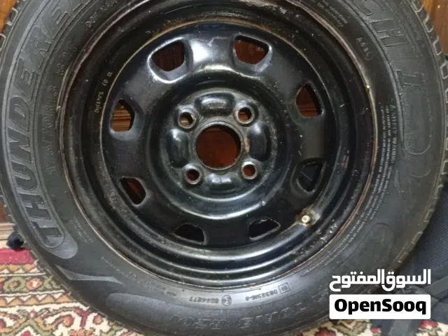 كوتش بجنط حديد استعمال خفيف  مقاس 13 ابعاد 70/175  ماركه ثاندرر موديل Mach I
