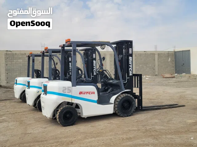 وفر وقتك ومالك استأجر رافعات شوكية بأسعار ممتازة