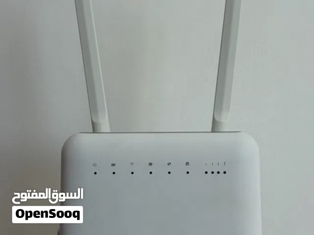 راوتر 4G LTE الذكي  مفتوح على جميع الشبكات Unlocked to All Networks يعمل بالشاحن وبطاريته 5000mAh